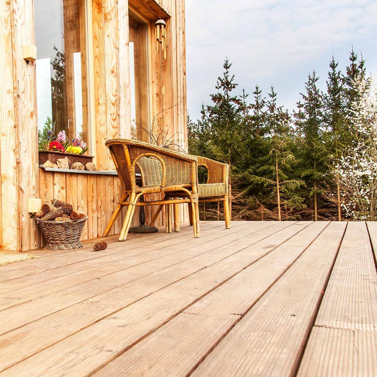 Holzcenter Kessel bei Weil der Stadt in Hausen Terrassendielen Sortiment